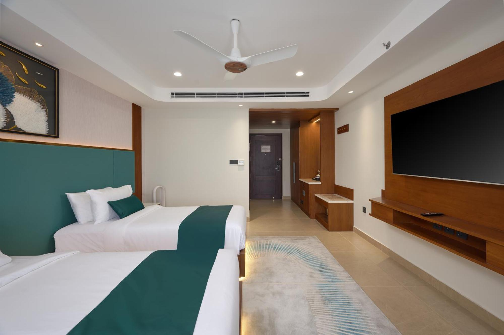 Kowju Airport Hotel Calicut Kondotty Exterior photo